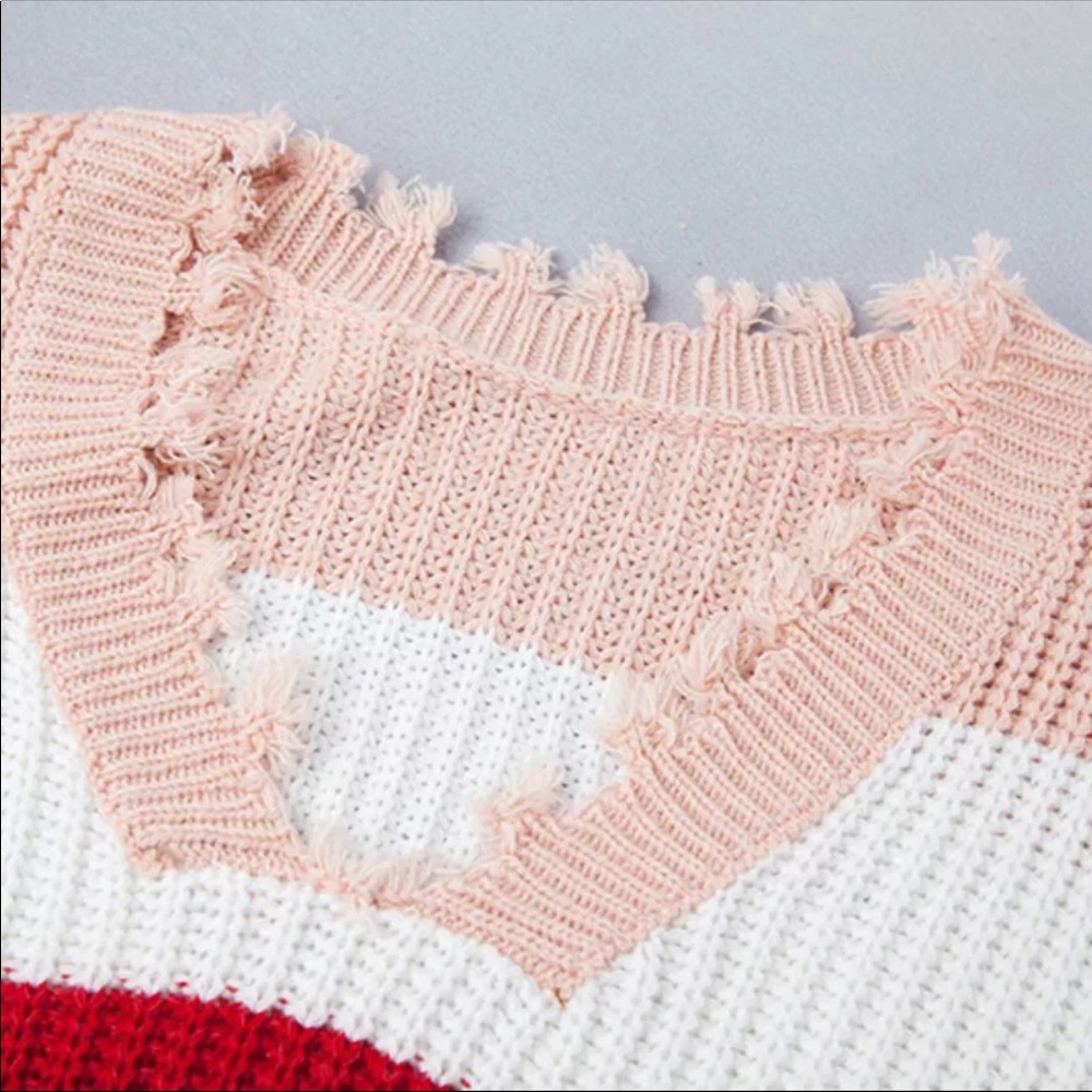 •HP•1 LEFT•Boho Rainbow Fringe Cropped Sweater • - Picture 3 of 7